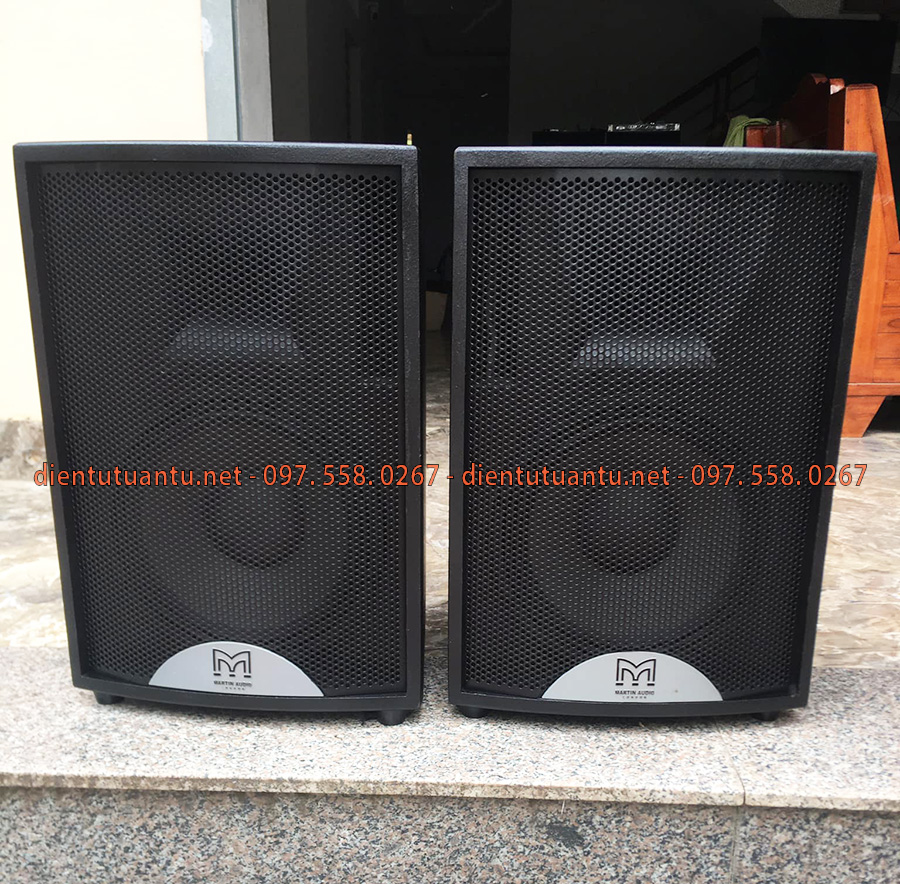 Công ty điện tử Tuấn Tú là đơn vị có uy tín cao, đa dạng trong dịch vụ thu mua, sửa chữa các thiết bị điện tử cũ từ tivi, amply, loa, dàn karaoke,... với đội ngủ nhân viên có chuyên môn cao, sẳn sàng phục vụ quí khách khi có yêu cầu, xử lý công việc linh hoạt chuyên nghiệp, vậy khi có nhu cầu quí khách hãy liên hệ trực tiếp với chúng tôi để nhận được sự tư vấn tốt nhất.