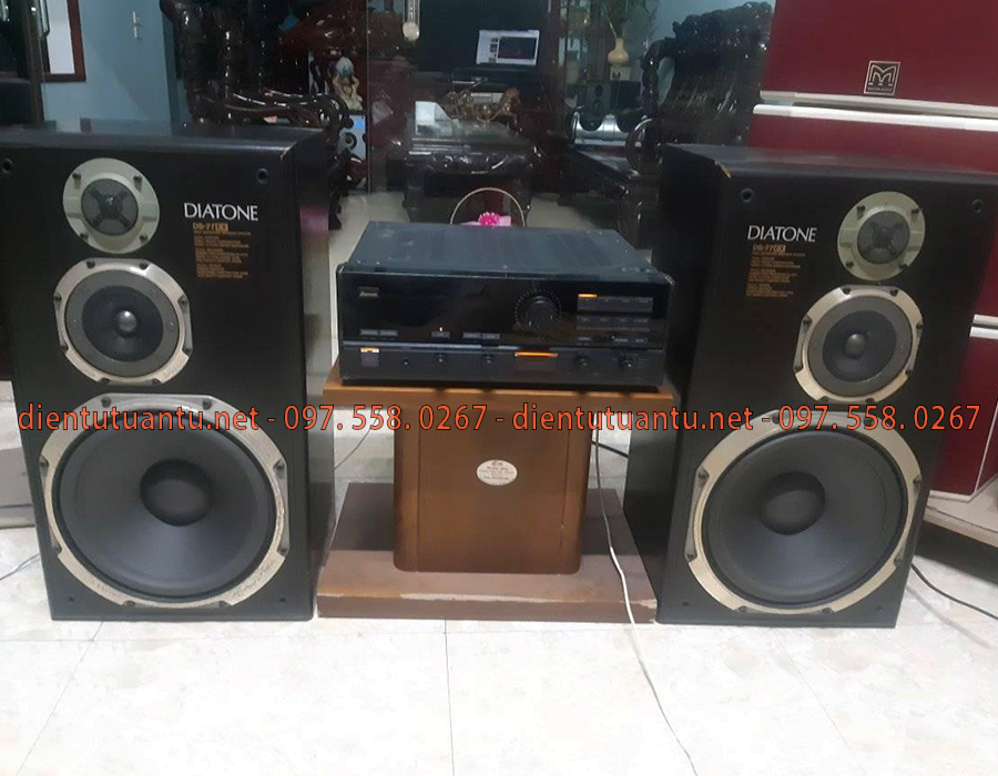 Dịch vụ thua mua dàn âm thanh cũ tại nhà cung cấp bởi công ty điện tử Tuấn Tú được thực hiện bởi đội ngủ nhân viên định giá chuyên nghiệp, am hiểu về dàn âm thanh, cung cấp đến quí khách giá thành tốt nhất so với giá thị trường, đồng thời hổ trợ thao lắp, vận chuyển một cách tốt nhất, đêm lại sự hài lòng cao nhất khi quí khách sử dụng dịch vụ.