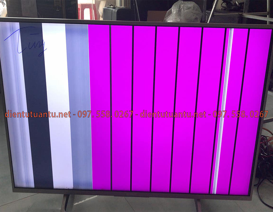 Thông qua bài viết trên công ty điện tử Tuấn Tú đã giới thiệu đến quí khách các bước thực hiện và vì sao nên chọn chúng tôi khi có nhu cầu thanh lý các tivi cũ bị hư hại màn hình, với đội ngủ nhân viên lành nghề, đến nhanh, định giá phù hợp giúp quí khách tìm được một khoản tiền phù hợp, tốt nhất với các thiết bị tivi hư hại của mình.