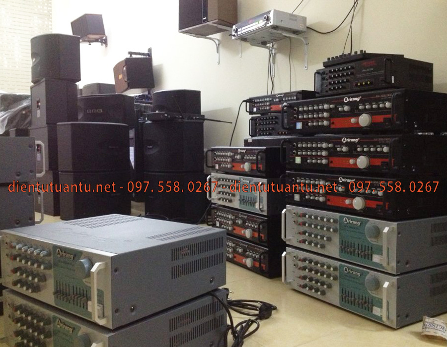Dịch vụ thu mua amply giá cao cung cấp bởi công ty điện tử Tuấn Tú đêm đến quí khách hàng giải pháp tốt nhất cho việc thanh lý các thiết bị amply không sử dụng, với đội ngủ nhân viên chuyên nghiệp, giám định thiết bị tốt nhất, cung cấp đến quí khách giá thu mua rất phù hợp, cao, cạnh tranh rất nhiều với các đơn vị khác, và có sự hổ trợ quí khách một cách tốt nhất khi có nhu cầu thanh lý.