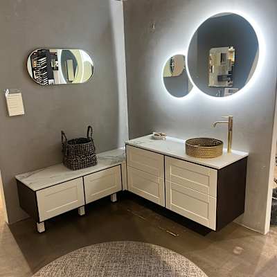 Kvadro hvid med Dekton bordplade