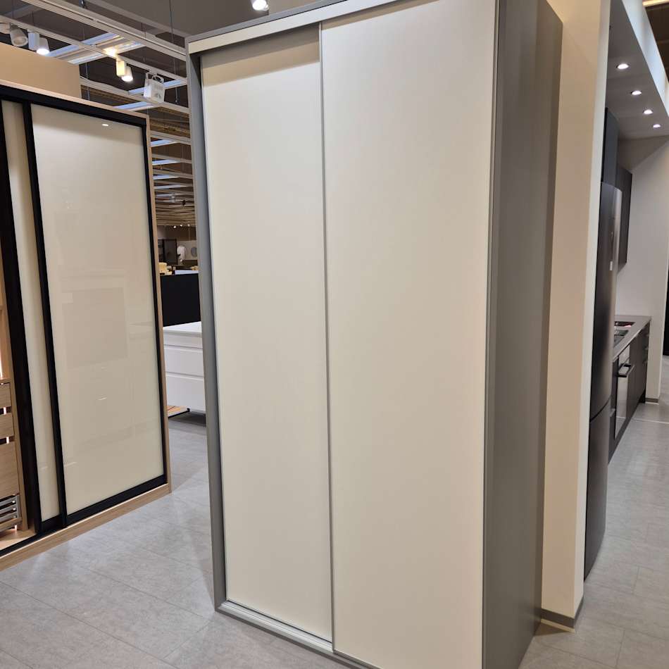 ARHOLMA K-A LIUKUOVI KAAPISTO