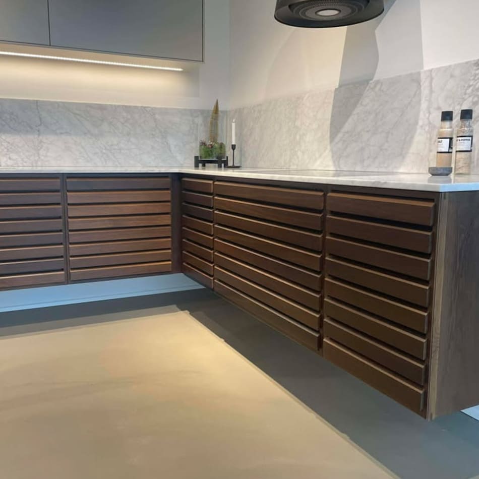 Udstillingskøkken Classic røget eg