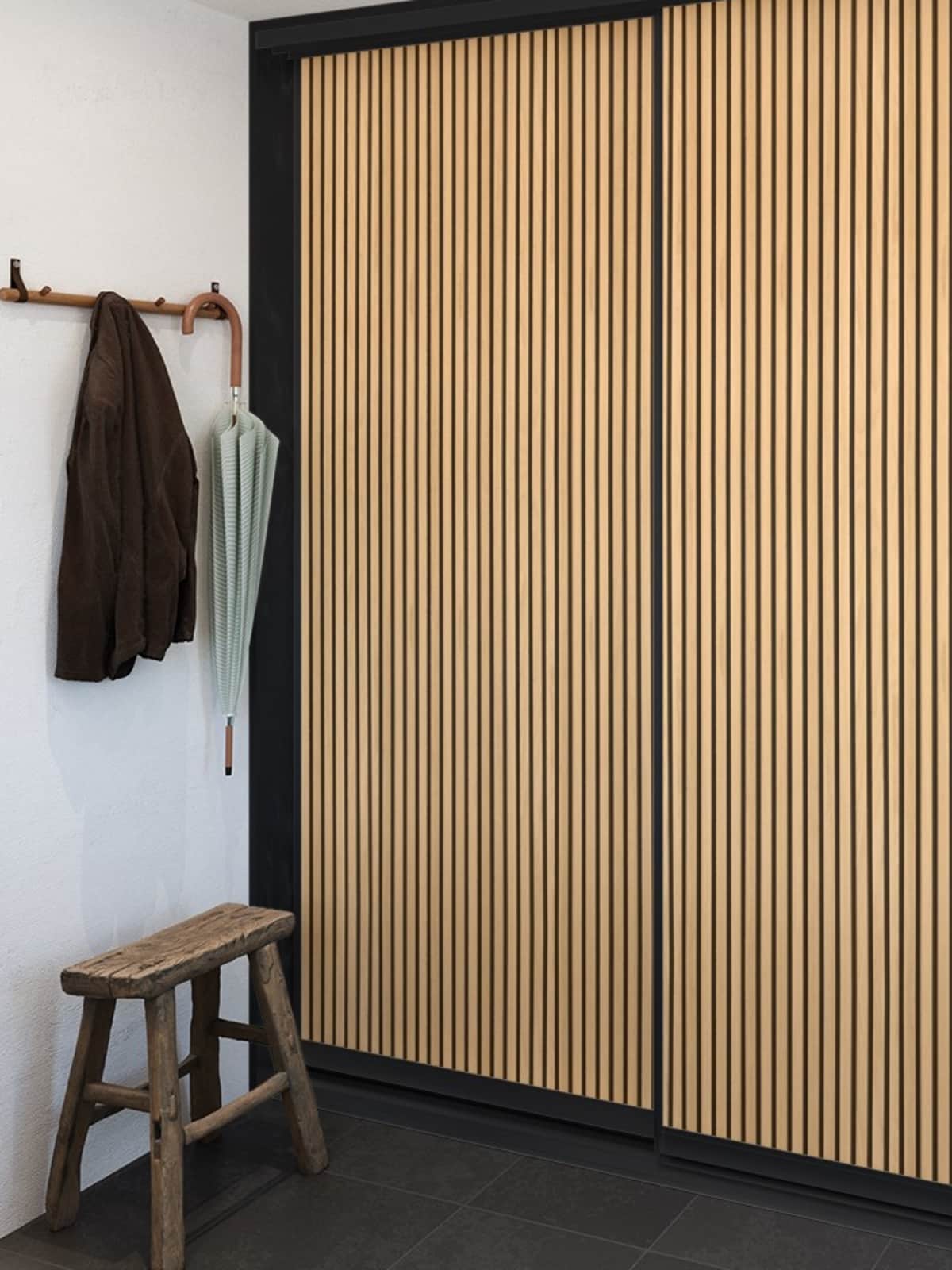 Entre garderobe lamel skydedøre