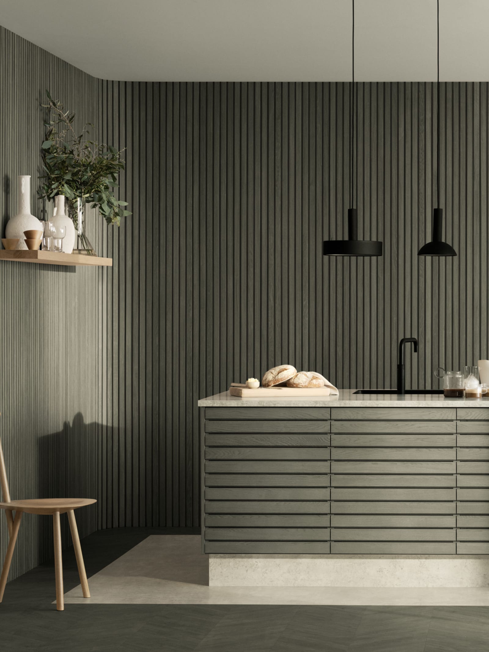 Kjøkkenmodellen Eikeli representerer en lun og nordisk eiketrend. Med sine malte lamellfronter i heltre eik, byr modellen på referanser til både kulinarisk bistro og urbane kafémiljøer.  Eikeli fåes kun som underskap.
