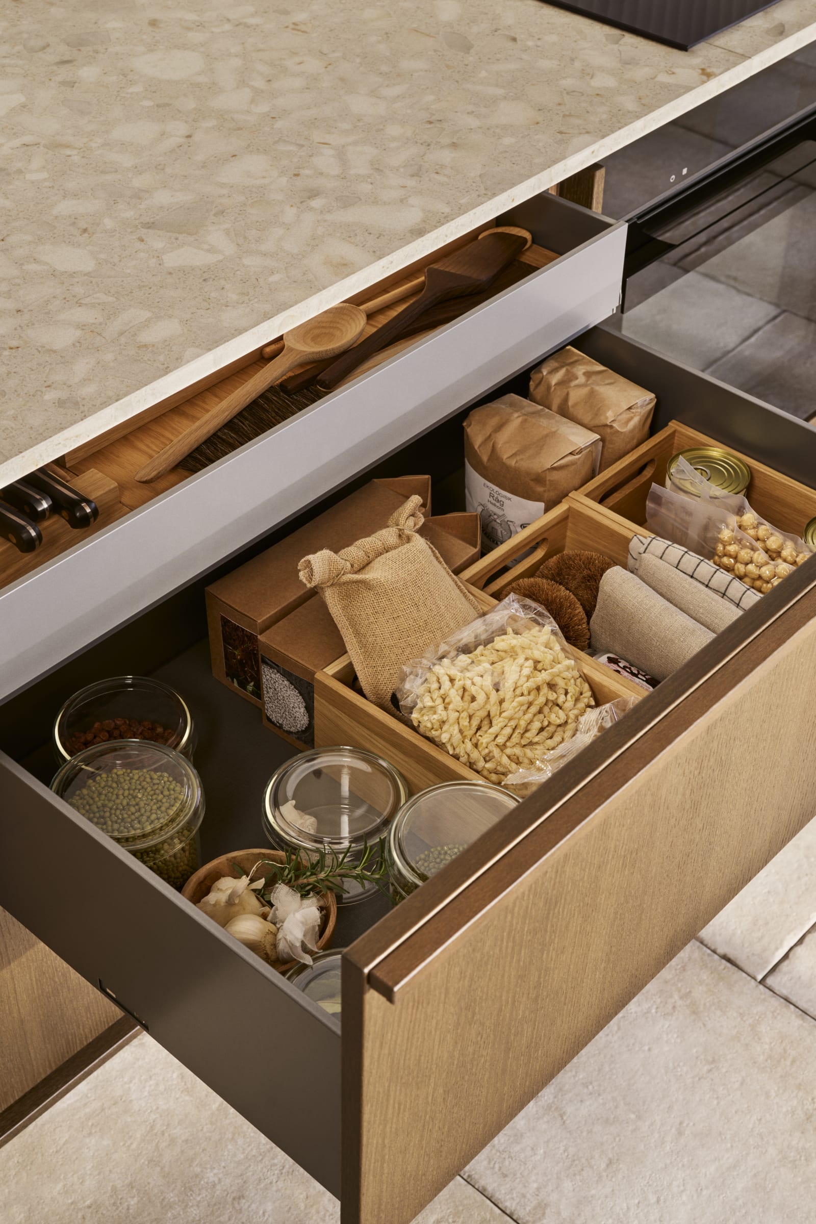 Marbodal - lådsystem V8 i elegant design för maximerad lagring i vardagen