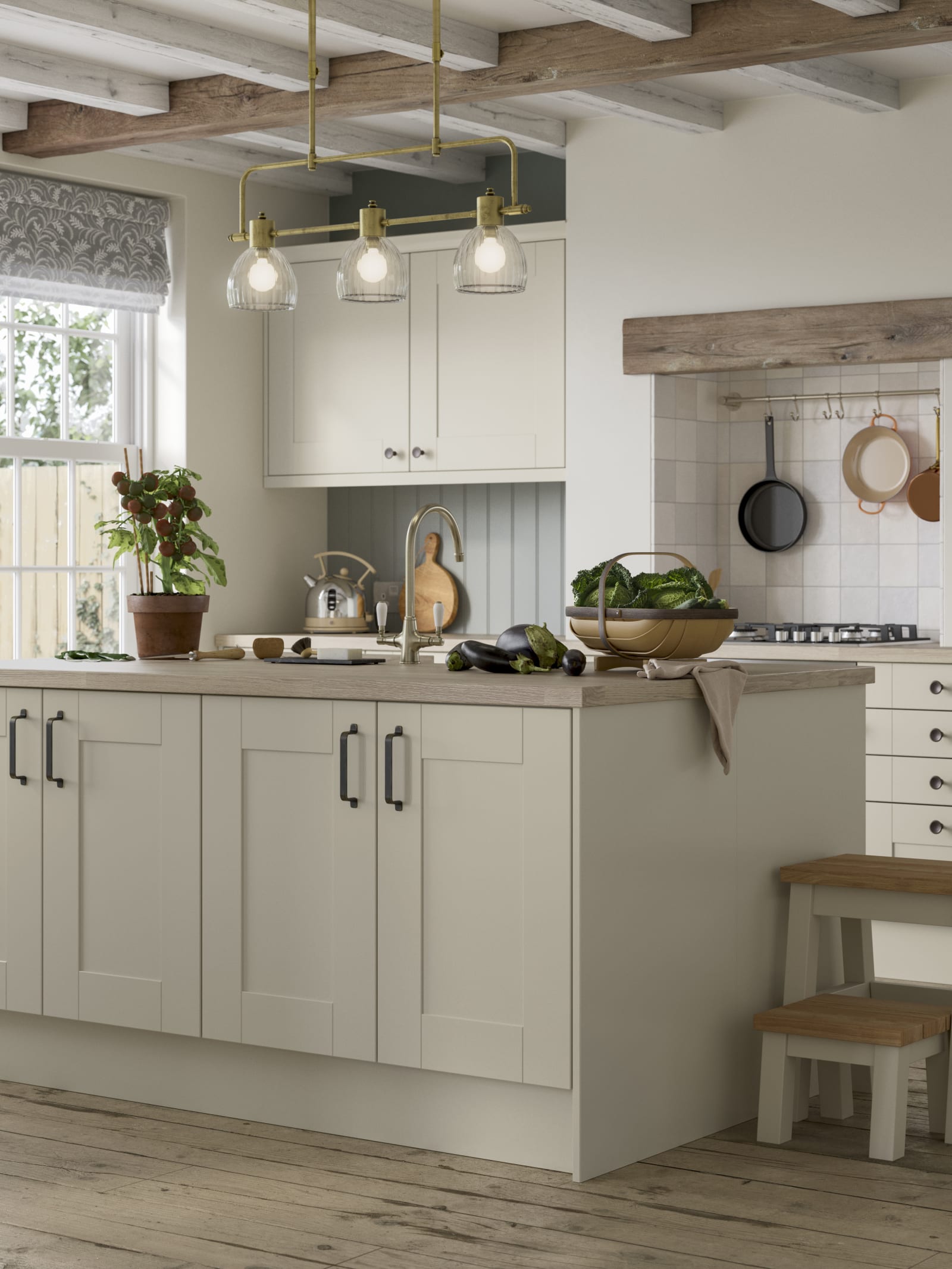 Winchester kitchen by Magnet. A wood grain effect affordable alternative to solid timber built from hardwearing MDF and available in 5 colours.