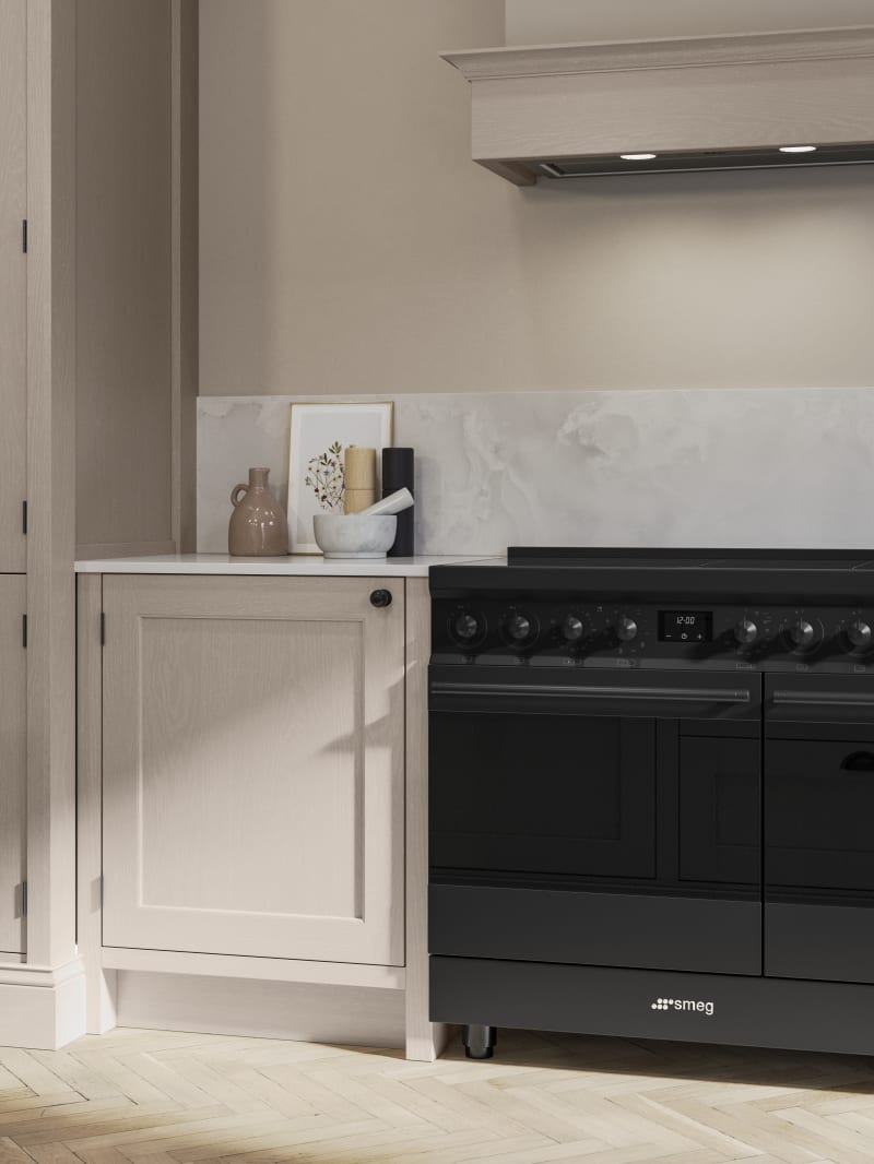 Traditional Shaker-style kitchen range Ludlow with tactile woodgrain in neutral shade Shell .