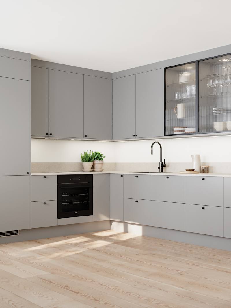 Vidde har et tidløst og minimalistisk design. Modellens enkel og rene formspråk gjør den velegnet for høye skapløsninger som gir god plassutnyttelse.