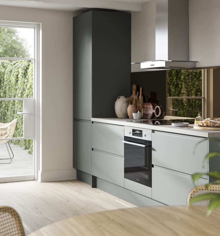 Magnet outlet handleless kitchen