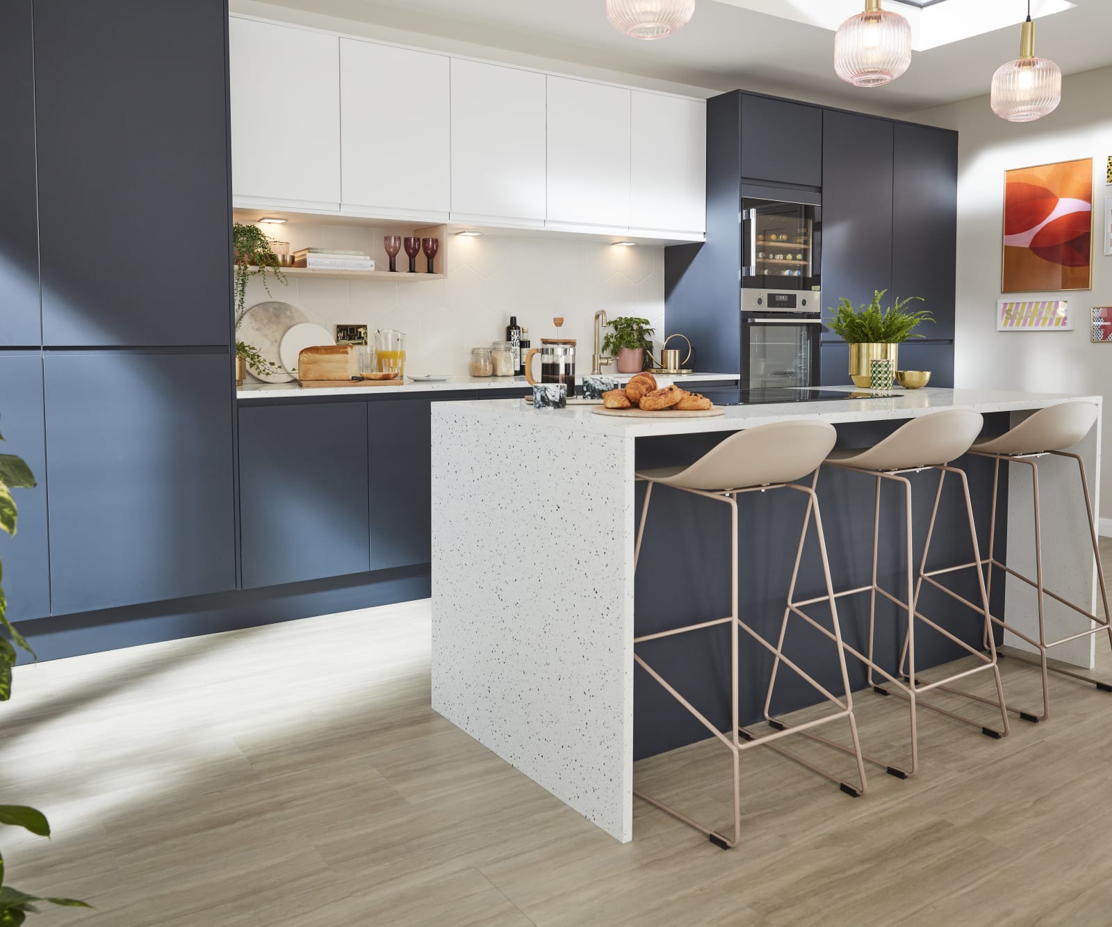 Luna Kitchen from Magnet. An affordable handless look with integrated J Pull doors for a stylish and modern look.