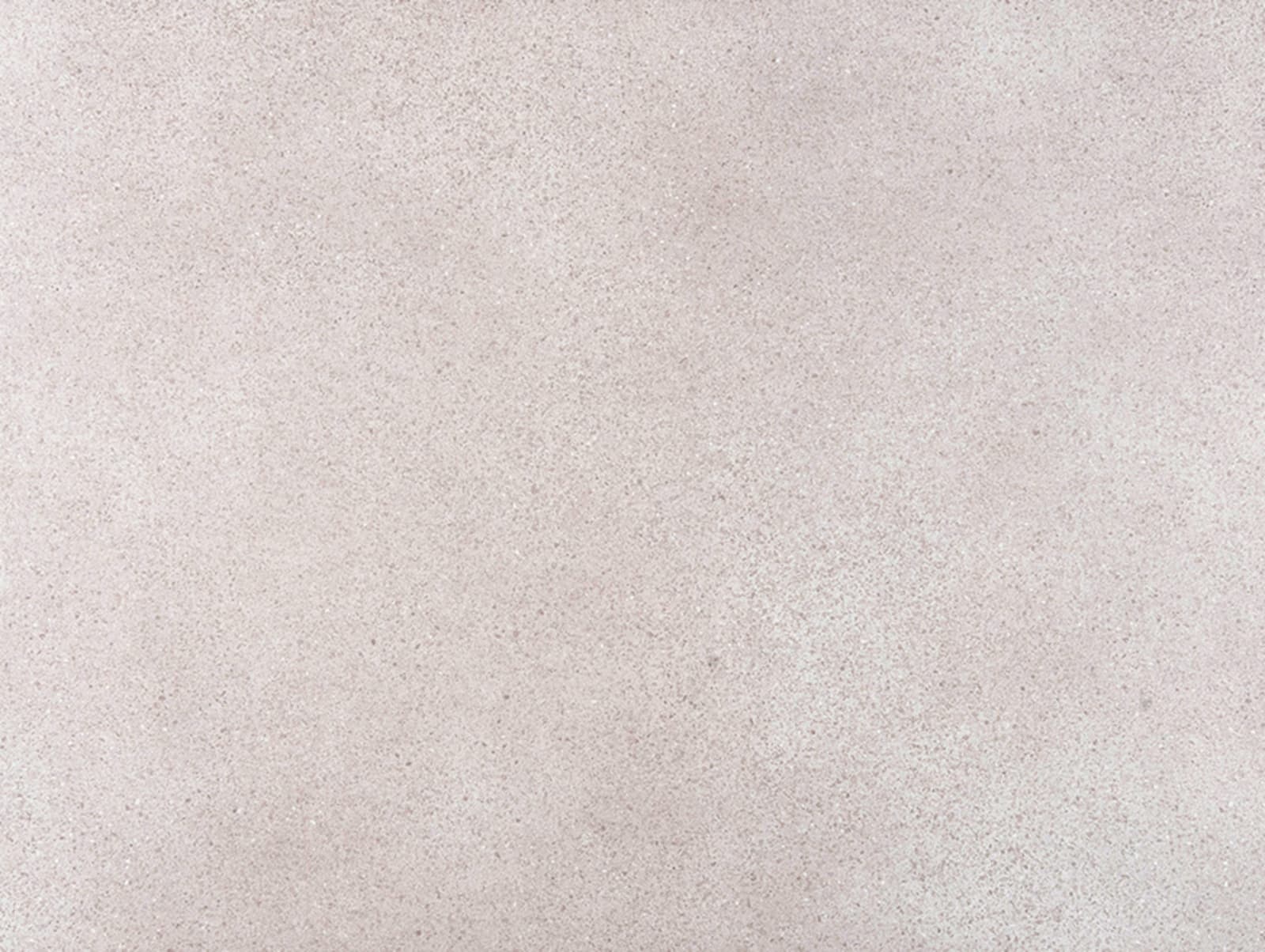 En laminat benkeplate er et smart og prisgunstig valg til kjøkkenet. Den er slitesterk, lett å rengjøre og kommer i et bredt utvalg av farger og mønstre – fra klassisk treverk til moderne stein-look. Laminat tåler godt daglig bruk og gir mye stil for pengene.