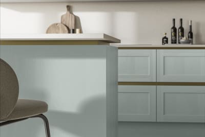 Handleless Shaker kitchen Integra Wardley Sky is traditional and contemporary with its narrow frame door with integrated handles and a painted timber finish.