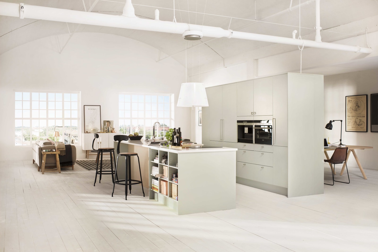 Denne modellen har et stort designregister. Med sine slette MDF-fronter i hele 15 forskjellige malte farger – pluss mulighet for fargetilpasset forkant på skrogene – gir Line deg absolutt alle muligheter.