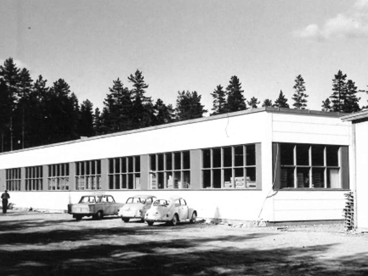Sigdal har produsert kjøkkensiden 1950. Det gode håndverket, teknologien og designet har vært en bærebjelke for et av Norges mest velrenommerte kjøkkenmerker og finnes nå i tusenvis av hjem.