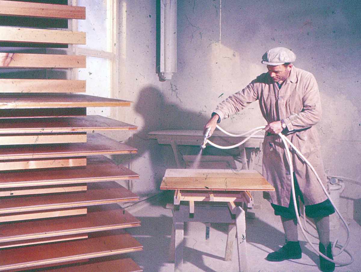 Sigdal har produsert kjøkkensiden 1950. Det gode håndverket, teknologien og designet har vært en bærebjelke for et av Norges mest velrenommerte kjøkkenmerker og finnes nå i tusenvis av hjem.
