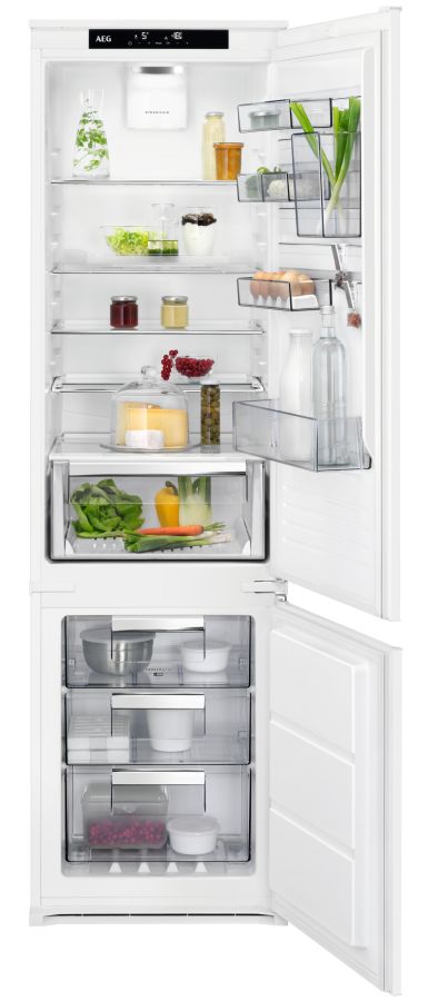 AEG INTEGRATED 70/30 FRIDGE FREEZER SCE81928TS AEG INTEGRATED 70/30 FRIDGE FREEZER SCE81928TS