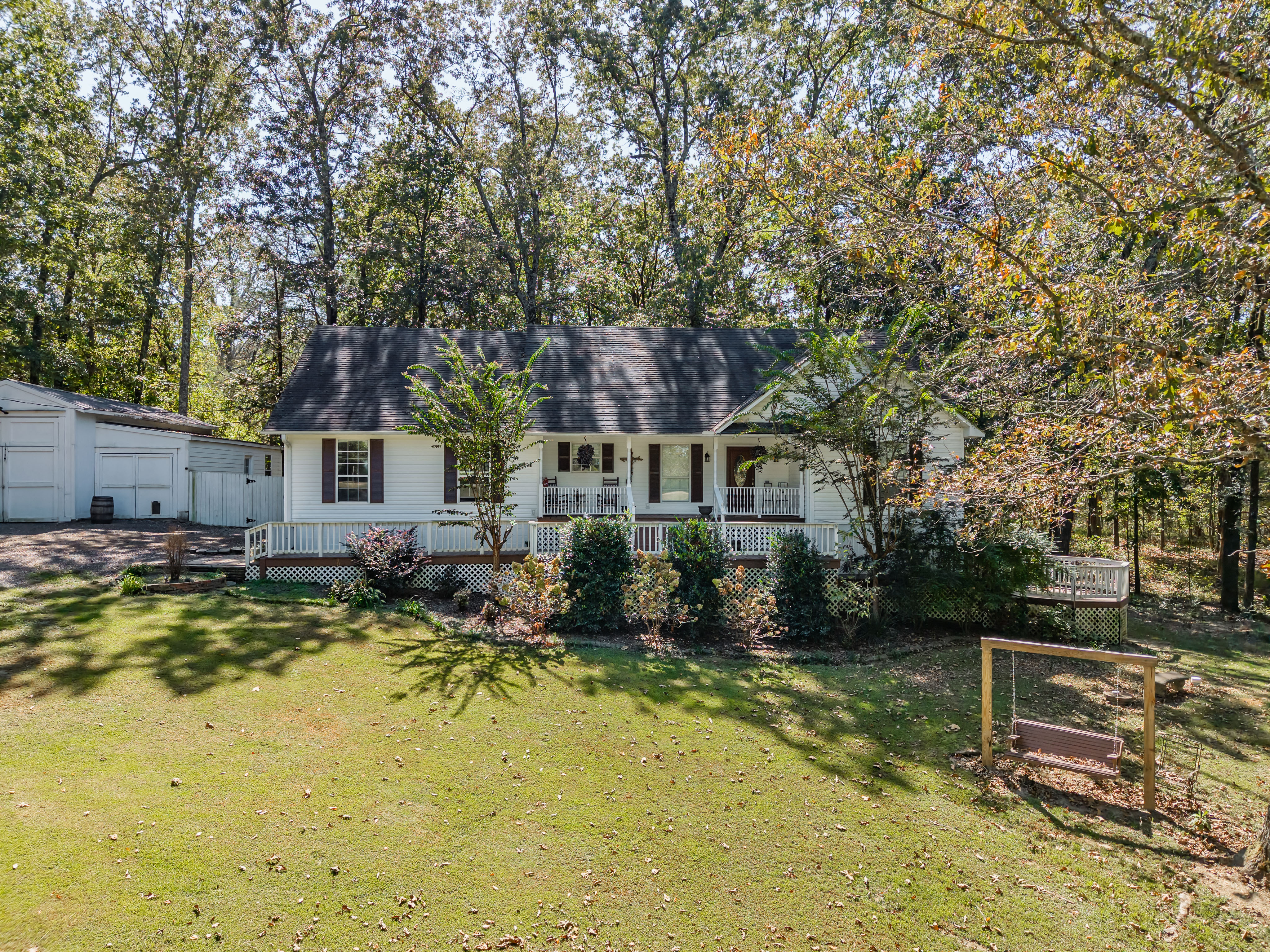 8172 Eureka Road Batesville, MS 38606