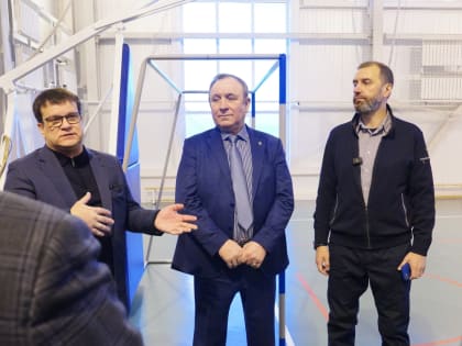 Необходимость строительства новых школ и детсадов в Иркутском районе обсудили депутаты ЗС в ходе рабочей поездки