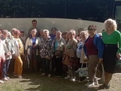 Благоустройство дворов, установка освещения и спортивных площадок сделаны в округе № 35 депутата Александра Панько в 2024 году