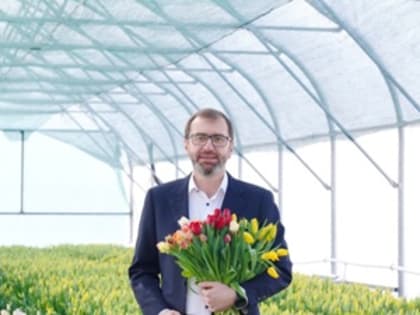 Поздравление Александра Ведерникова с Международным женским днем