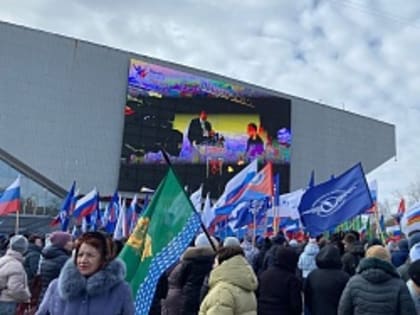 Депутаты Думы Иркутска приняли участие в митинге-концерте, посвященном воссоединению Крыма с Россией