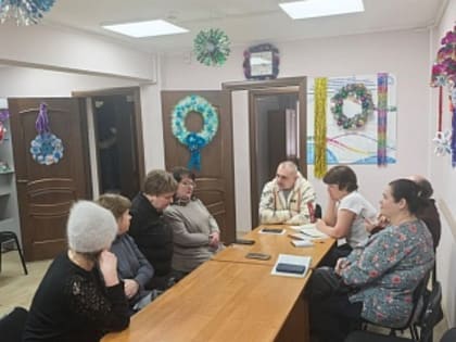 В избирательном округе № 6 в 2024 году обустроили две парковки и укомплектовали детские площадки