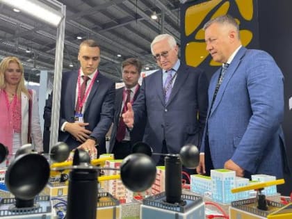 Игорь Кобзев и Александр Шохин обсудили особенности работы промышленных компаний региона