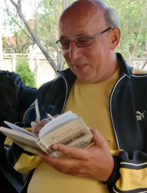 Zlatko Bocokić in Porodin im April 2011 bei der Vorstellung der von ihm organisierten und von Jan Krasni vorgenommenen serbischen Übersetzung des Handke-Buches „Die Kuckucke von Velika Hoča“.