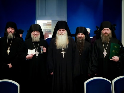 В рамках XXXI Международных образовательных чтений под председательством митрополита Георгия прошел круглый стол, посвященный современной монашеской жизни