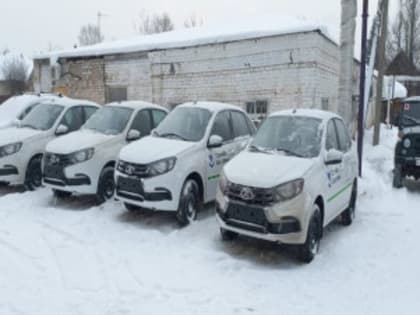 В Семеновскую ЦРБ поступили 4 новых автомобиля для работы участковой службы
