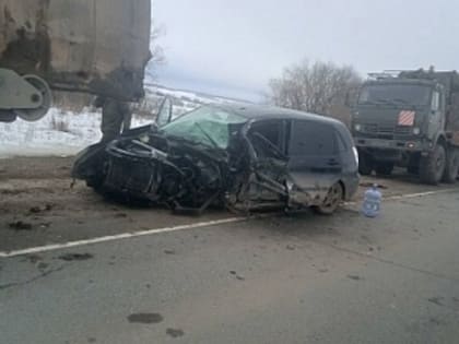 Мужчина погиб при столкновении легковушек в Большемурашкинском районе