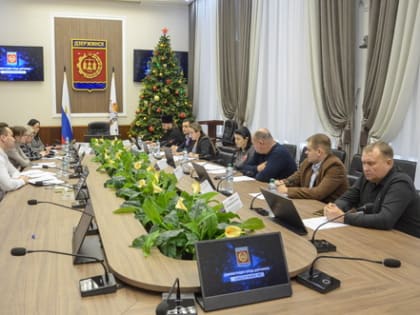Клирик благочиния принял участие в городском Координационном совете по патриотическому и духовно-нравственному воспитанию