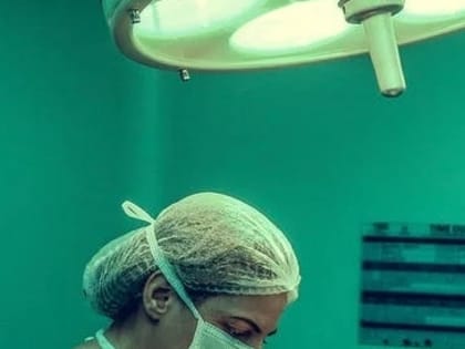 Нижегородские медики впервые провели сразу три операции пациентке с кардиостимулятором