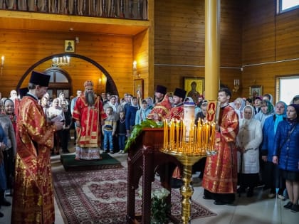 Митрополит Георгий совершил литургию в храме города Жлобин в Беларуси