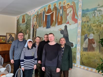 Волонтеры Нижегородской епархии совершили трудническую поездку в Дальне-Давыдовский женский монастырь