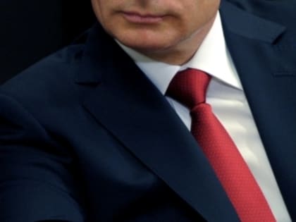 Нижегородцы смотрят послание президента Путина на медиаэкранах