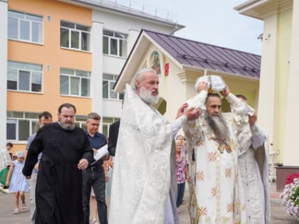 В Воскресенском благочинии Нижегородской епархии митрополит Георгий совершил чин Великого освящения храма в честь святого пророка Илии