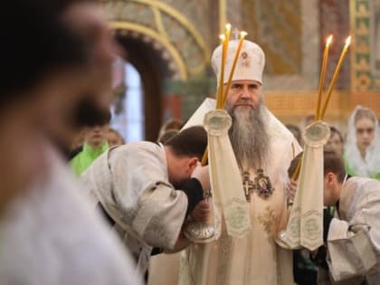 Митрополит Георгий провел рождественскую службу в Дзержинске