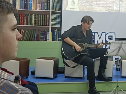 Литературный квартирник "Поэзия весны"