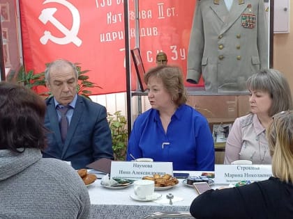 Активисты обсудили волнующие вопросы с бутурлинскими семьями мобилизованных и участников СВО