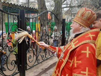 Епископ Балахнинский Илия совершил Божественную литургию в нижегородском храме во имя Всемилостивейшего Спаса