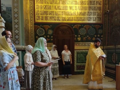В день памяти преподобномученицы Елисаветы Феодоровны в Вознесенском храме Нижнего Новгорода совершены Божественная литургия и молебен