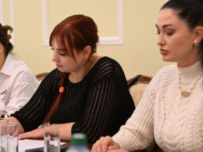 Подготовка к Дню матери в Дзержинске