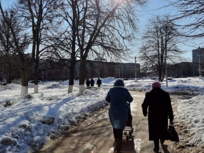 Нижегородцам объяснили, как оплата больничного по уходу за ребенком зависит от его возраст