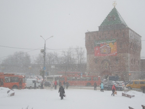 Погода нижний новгород 5 декабря. Нижний Новгород снег. Снег метель. Фото снега в ноябре в Нижнем Новгороде.