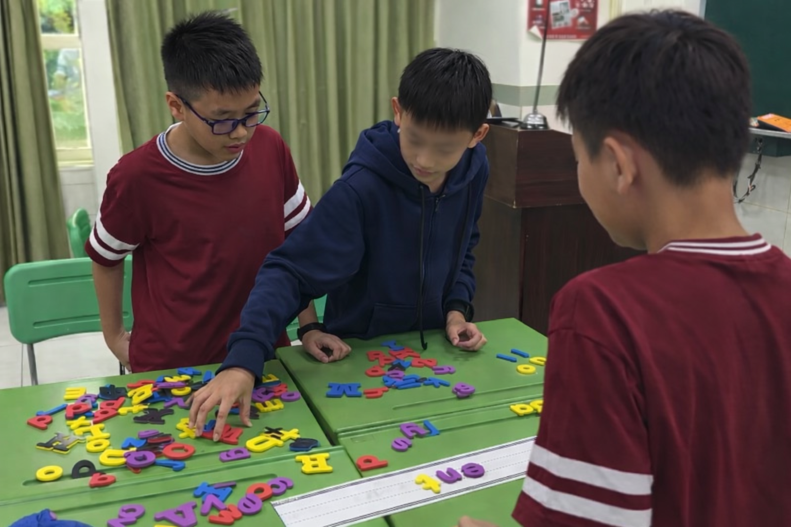 Author and Plot Diagram Board