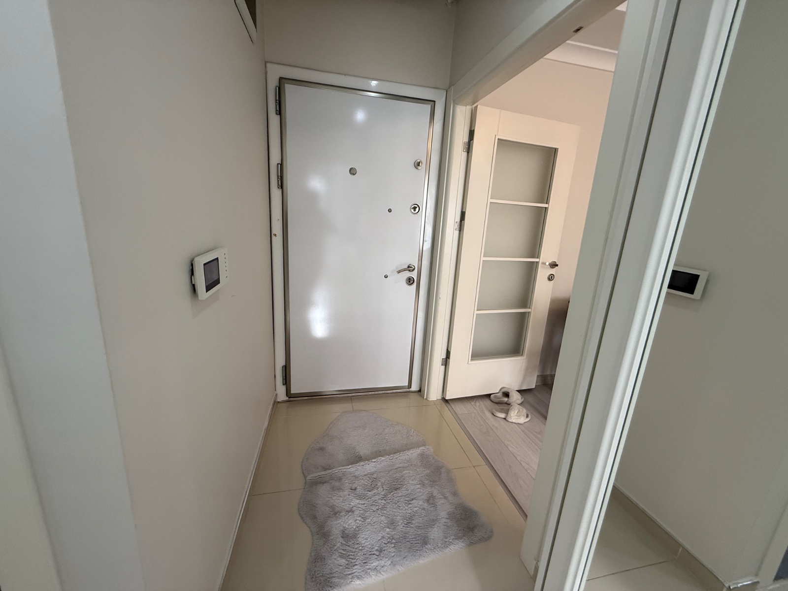 KAPALI OTOPARKLI YÜKSEK GİRİŞ 2+1-75m2 - 2