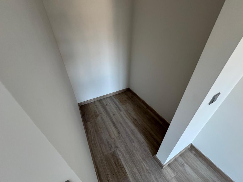 BURAK'TAN SIFIR - SOSYAL SİTEDE - 2+1 BÜYÜK TİP -BALKONLU-ARAKAT SATILIK DAİRE - 15