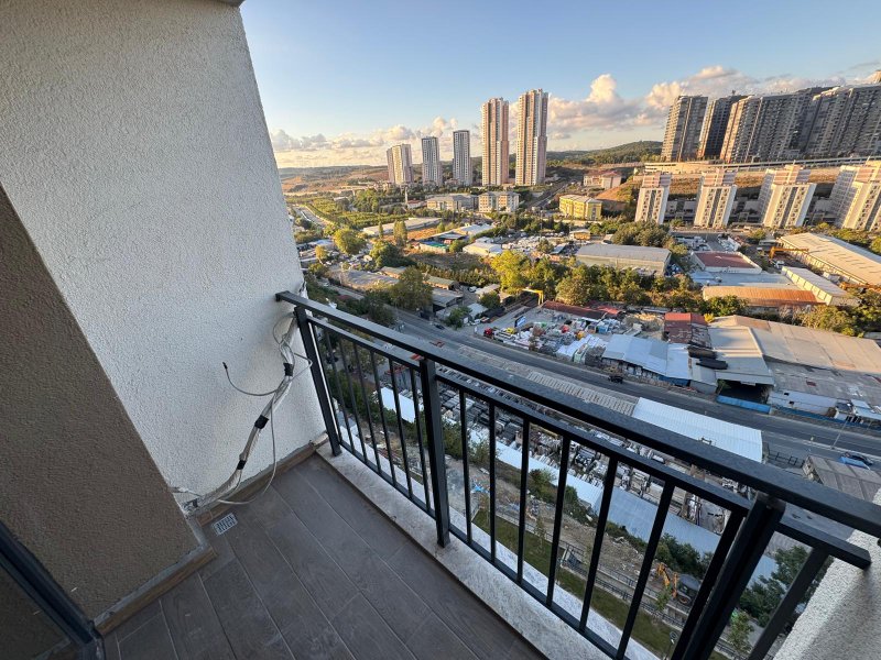 BURAK'TAN SIFIR - SOSYAL SİTEDE - 2+1 BÜYÜK TİP -BALKONLU-ARAKAT SATILIK DAİRE - 24